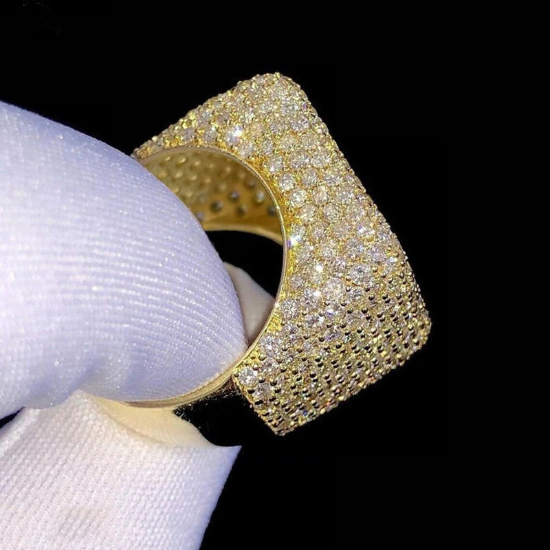 A Heaven Geometric Square Zirconia Ring✨